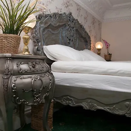 Golden Exclusive Central Budapeşte